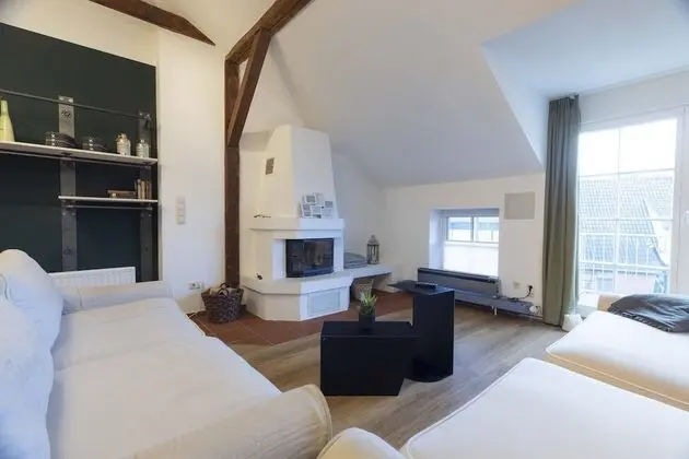Süit, Balkon