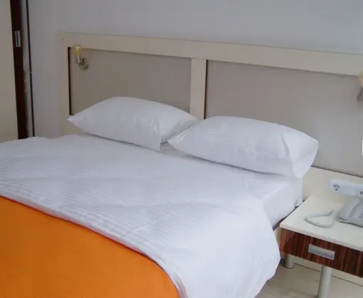 Standart Oda, Şehir Manzaralı