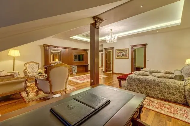 King Room