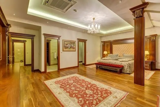 King Room