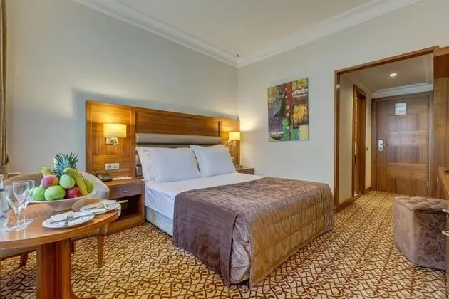 Standard Room, Partial Lake View, Lakeside
