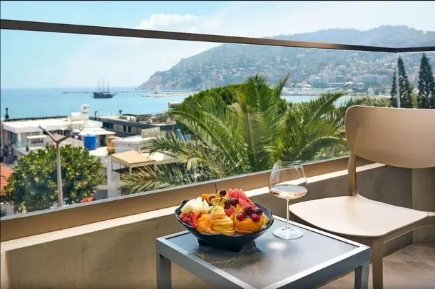 Standart Oda, Deniz Manzaralı
