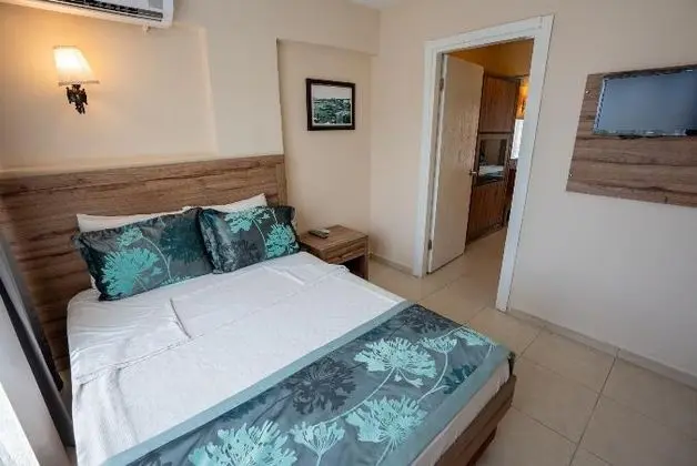 https://images.etstur.com/imgproxy/resize/2560x1440/files/images/hotelImages/etsrooms/563/Buyuk_Berk_Otel_20250702171935_3.jpg