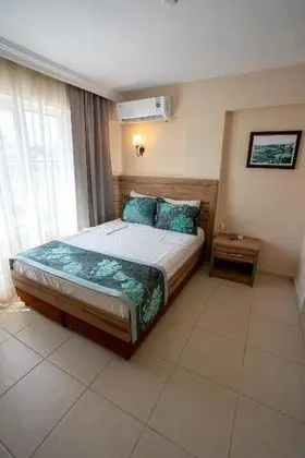 https://images.etstur.com/imgproxy/resize/2560x1440/files/images/hotelImages/etsrooms/563/Buyuk_Berk_Otel_20250702171935_7.jpg
