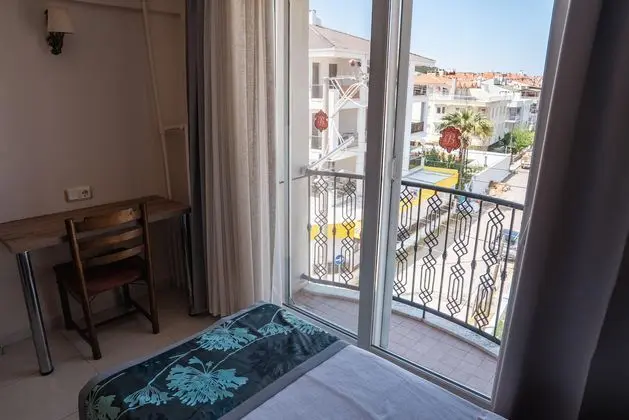 https://images.etstur.com/imgproxy/resize/2560x1440/files/images/hotelImages/etsrooms/563/Buyuk_Berk_Otel_20251117131125_3.jpg