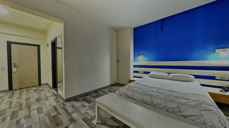 Standart Oda, Şehir Manzaralı