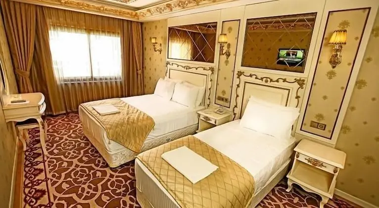 Deluxe Triple Room