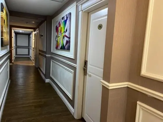 Standart Oda, Şehir Manzaralı