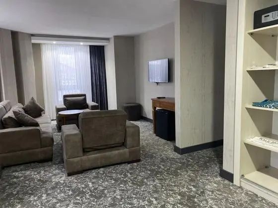 Suite, Kale Manzaralı