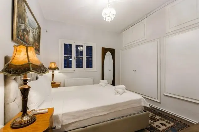 Daire-İki Yatak Odalı, Deniz Manzaralı, Balkonlu