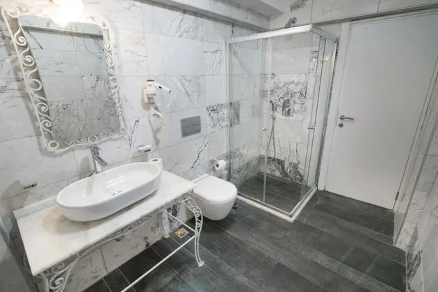 Balkonlu Deluxe Deniz Manzaralı Oda