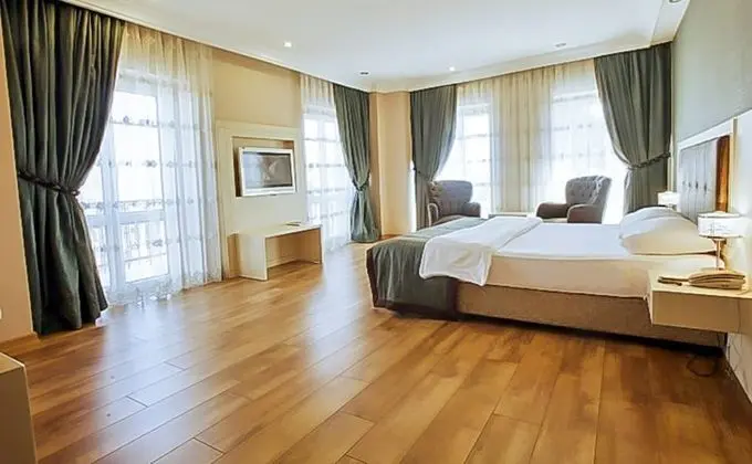 Deluxe Çift Kişilik Oda