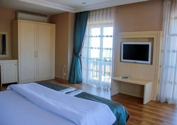 Standard Tek Büyük veya İki Ayrı Yataklı Oda