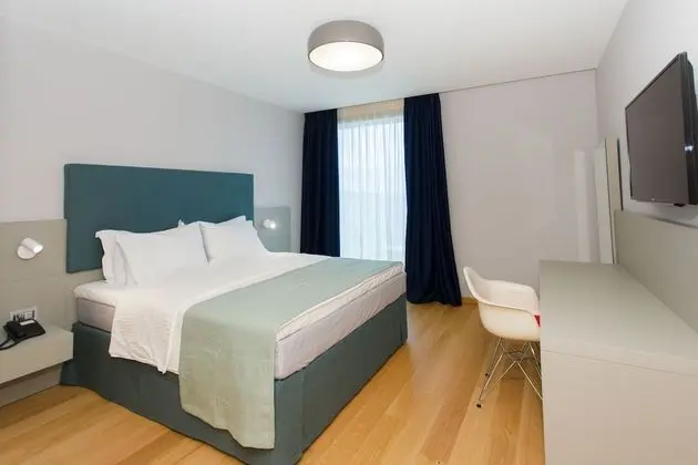 Tek Büyük Yataklı Oda, 1 Büyük (Queen) Boy Yatak, Deniz Manzaralı