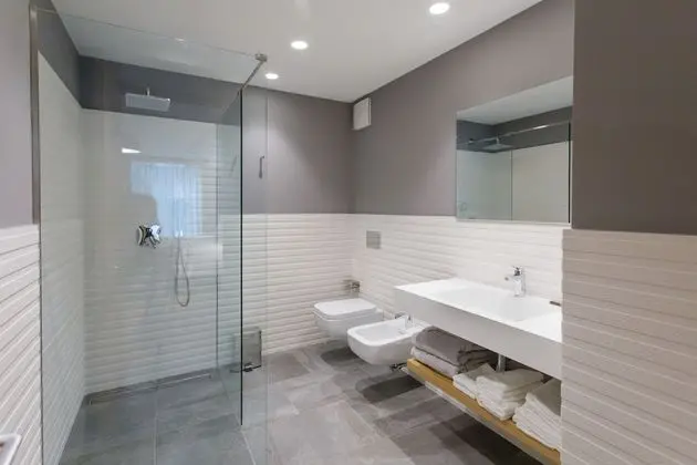 Tek Büyük Yataklı Oda, 1 Büyük (Queen) Boy Yatak, Deniz Manzaralı