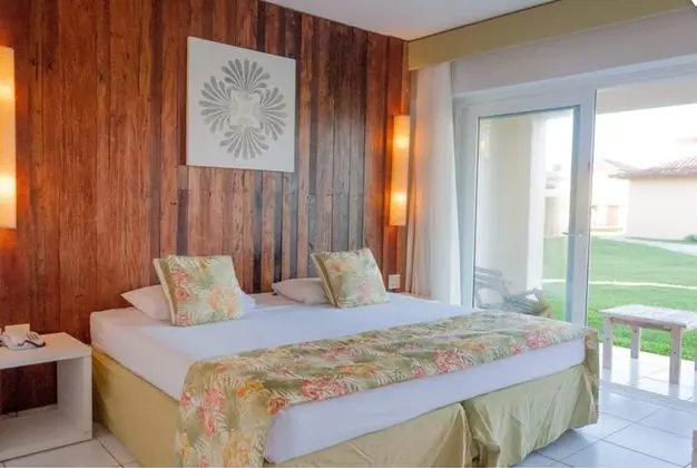 Quarto Luxo Vista Piscina ou Parcial Mar