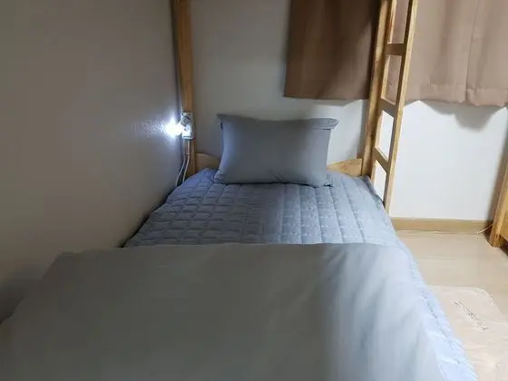 Ortak Ranzalı Oda, Sadece erkekler için