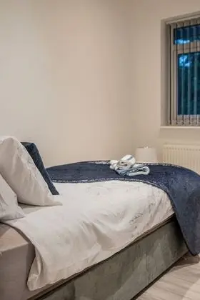 Classic Ev, Banyolu/Duşlu (9 Min Drive City Centre)