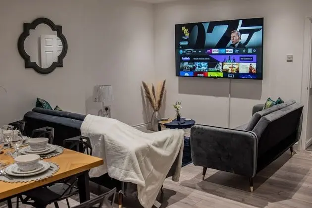Classic Ev, Banyolu/Duşlu (9 Min Drive City Centre)