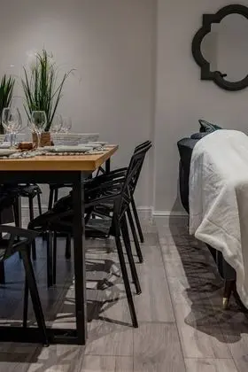 Classic Ev, Banyolu/Duşlu (9 Min Drive City Centre)