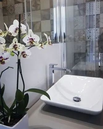 Classic Tek Büyük veya İki Ayrı Yataklı Oda