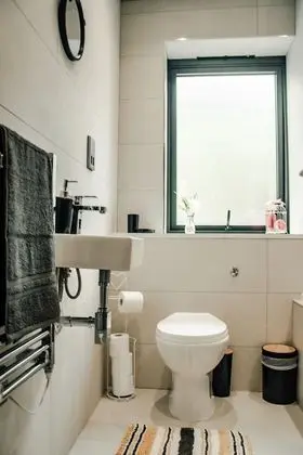 Luxury Ev, Engellilere Uygun, Banyolu/Duşlu (Rare Modern TownHouse )