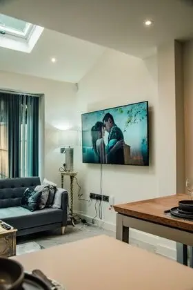 Luxury Ev, Engellilere Uygun, Banyolu/Duşlu (Rare Modern TownHouse )