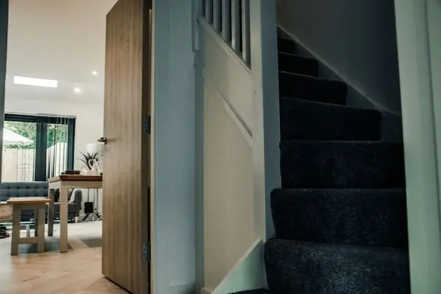 Luxury Ev, Engellilere Uygun, Banyolu/Duşlu (Rare Modern TownHouse )