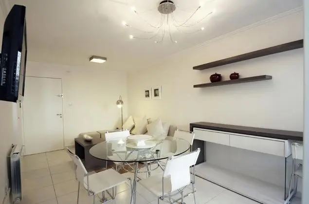 Apart Daire, Şehir Manzaralı