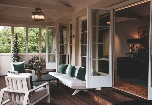 The Veranda Suite