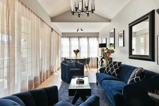 The Veranda Suite