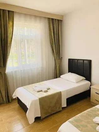 Standard Tek Büyük veya İki Ayrı Yataklı Oda