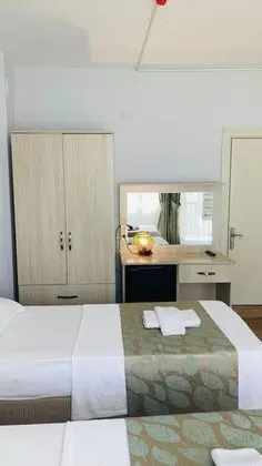 Standart Oda, Dağ veya Havuz Manzaralı, Balkonlu