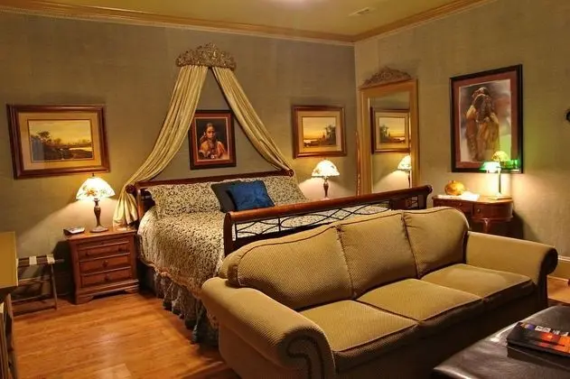 Americana Room