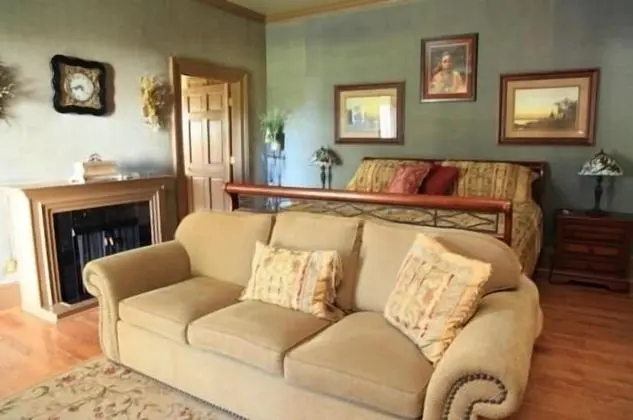 Americana Room