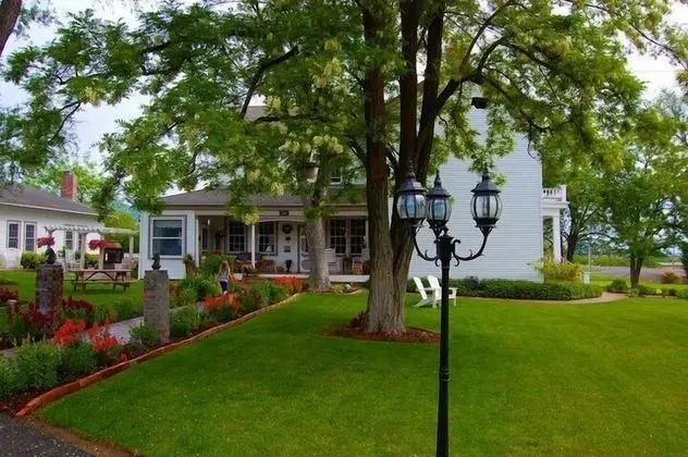 Americana Room