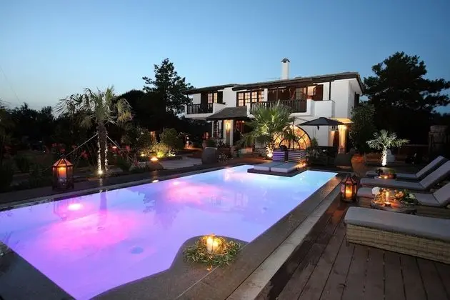 Deluxe Villa