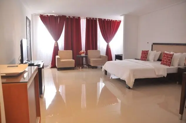 Junior Süit, Birden Çok Yatak Odası, Şehir Manzaralı
