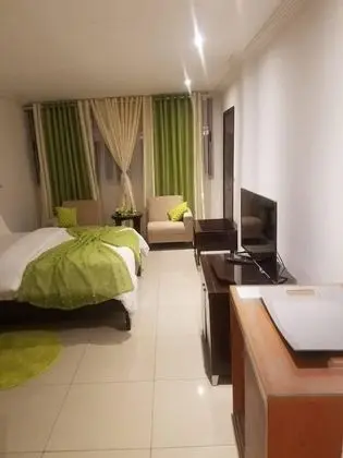 Junior Süit, Birden Çok Yatak Odası, Şehir Manzaralı