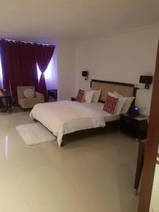 Junior Süit, Birden Çok Yatak Odası, Şehir Manzaralı