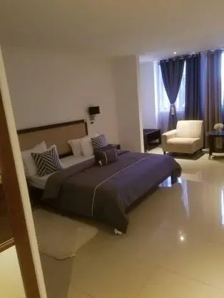 Junior Süit, Birden Çok Yatak Odası, Şehir Manzaralı