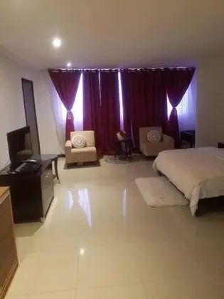 Junior Süit, Birden Çok Yatak Odası, Şehir Manzaralı