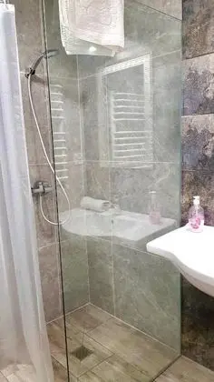 Classic Tek Büyük Yataklı Oda