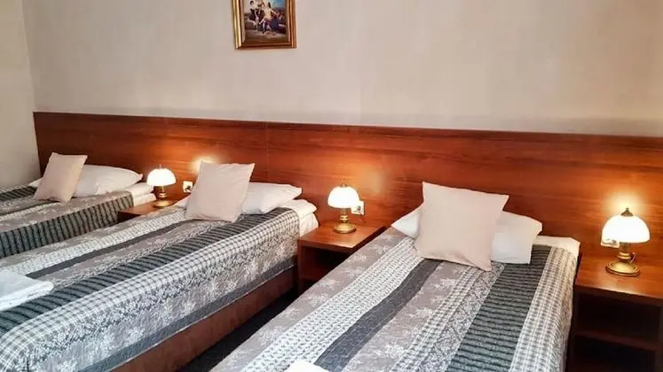 Classic Üç Kişilik Oda