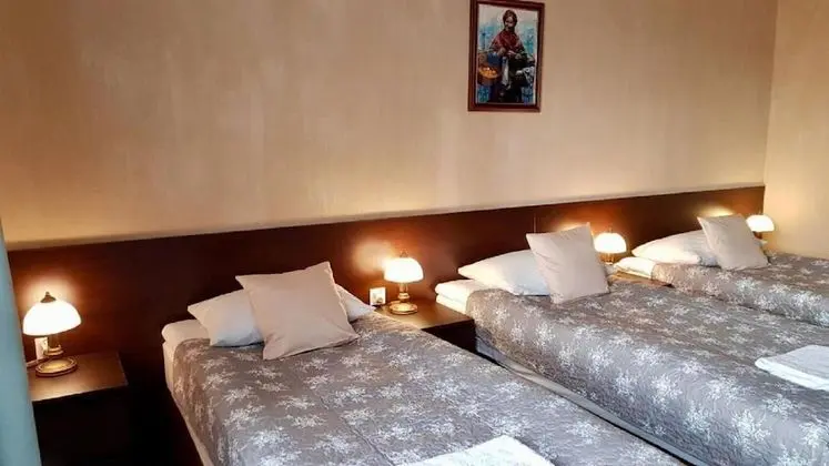 Classic Üç Kişilik Oda