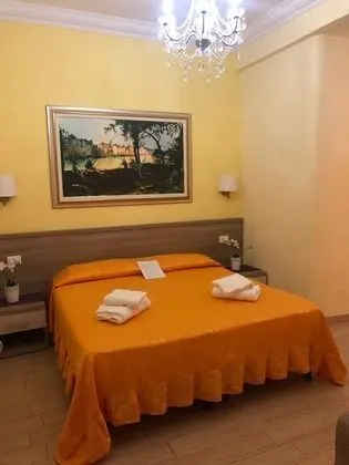 Comfort Tek Büyük veya İki Ayrı Yataklı Oda