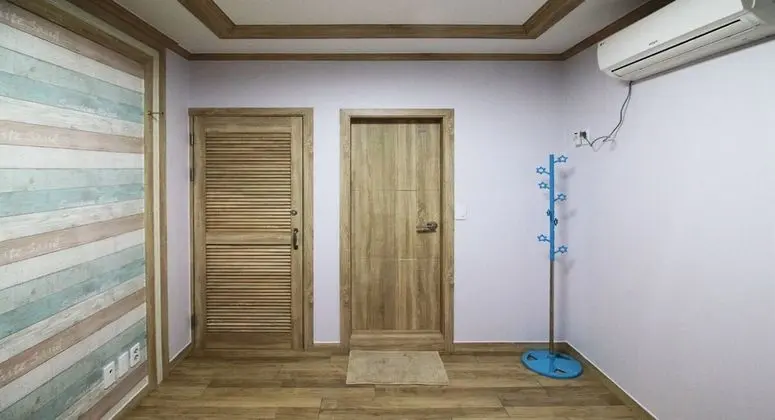A8 1.5room (Room 1 + Living Area + Bathroom 2)