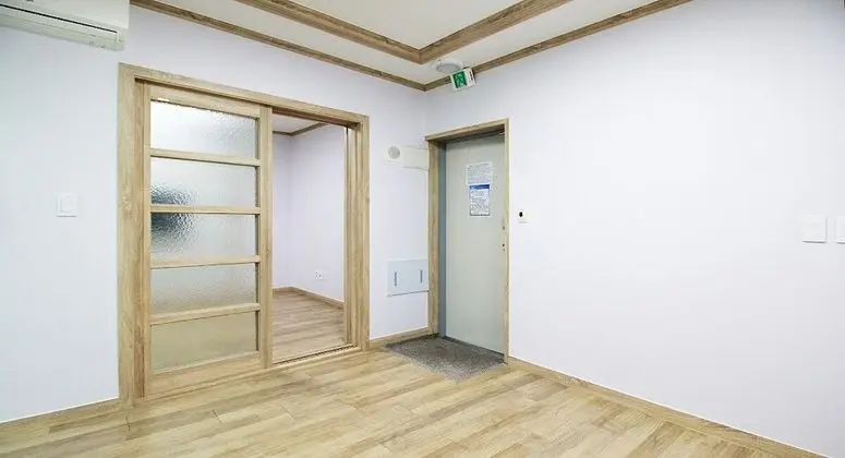 C2 1.5room (Room 1 + Living Area + Bathroom)