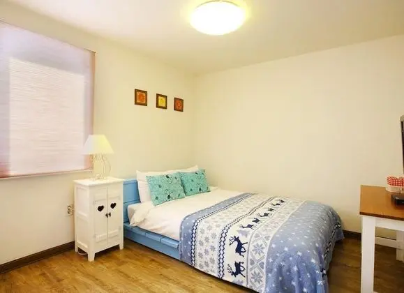 Family Ev (3 - Only for Family or Female Guests)