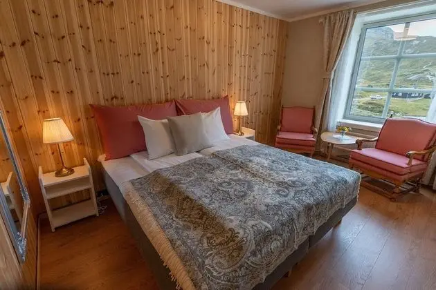 Tek Büyük veya İki Ayrı Yataklı Oda